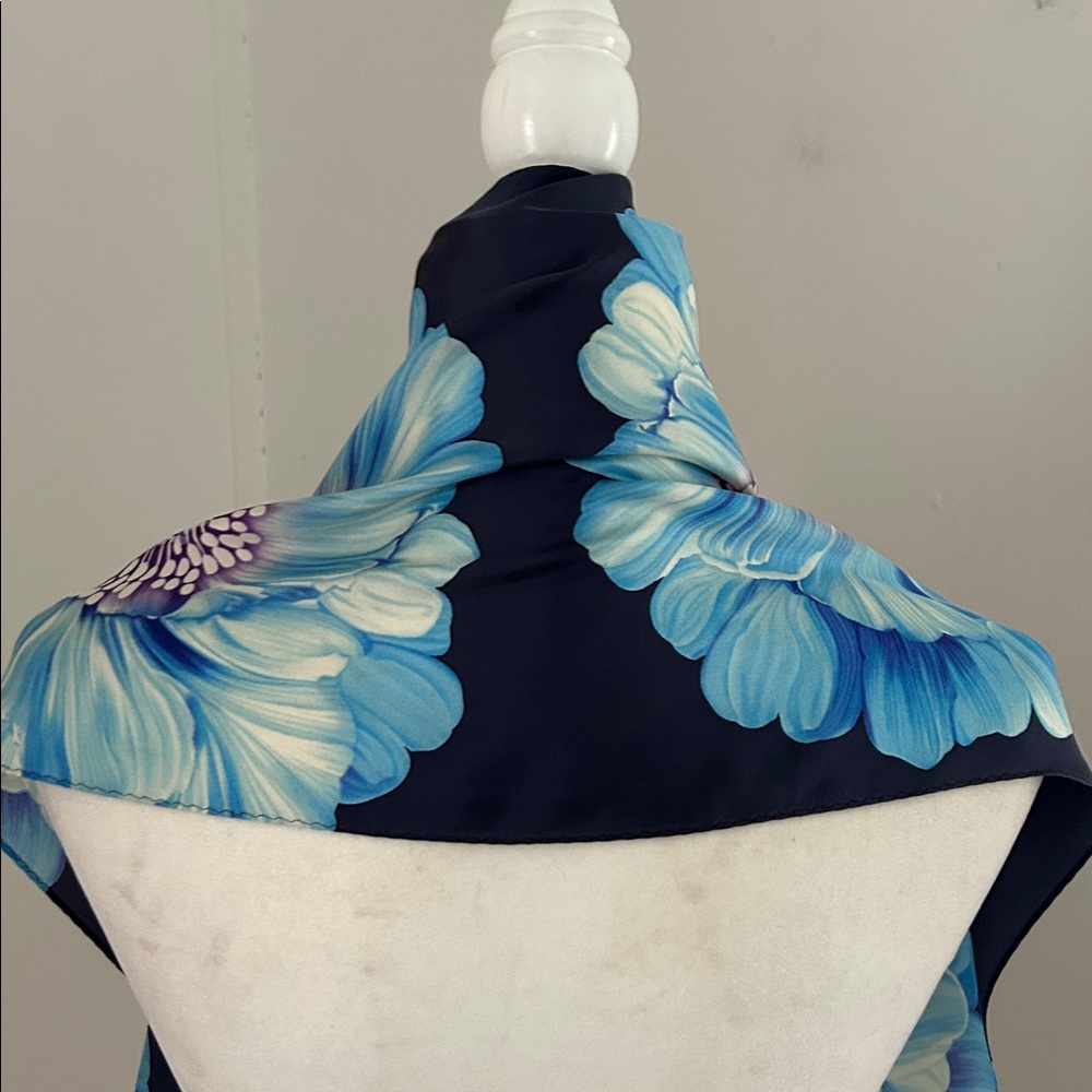 Vintage Oscar de la Renta Blue and Purple Floral Silk Scarf - Picture 3 of 6